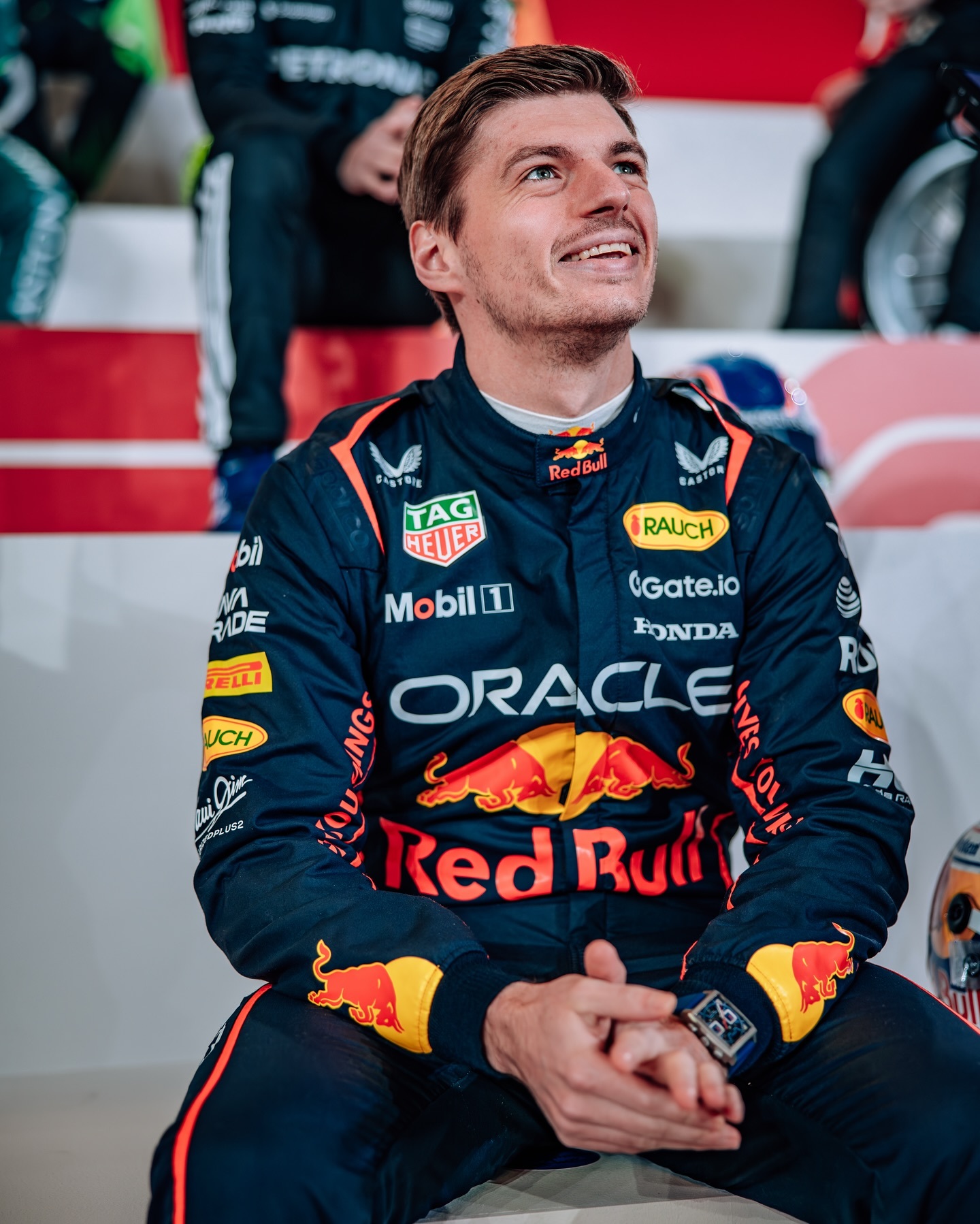 爱游戏体育-红牛二队逆转红牛车队，皮亚斯特里统治全场