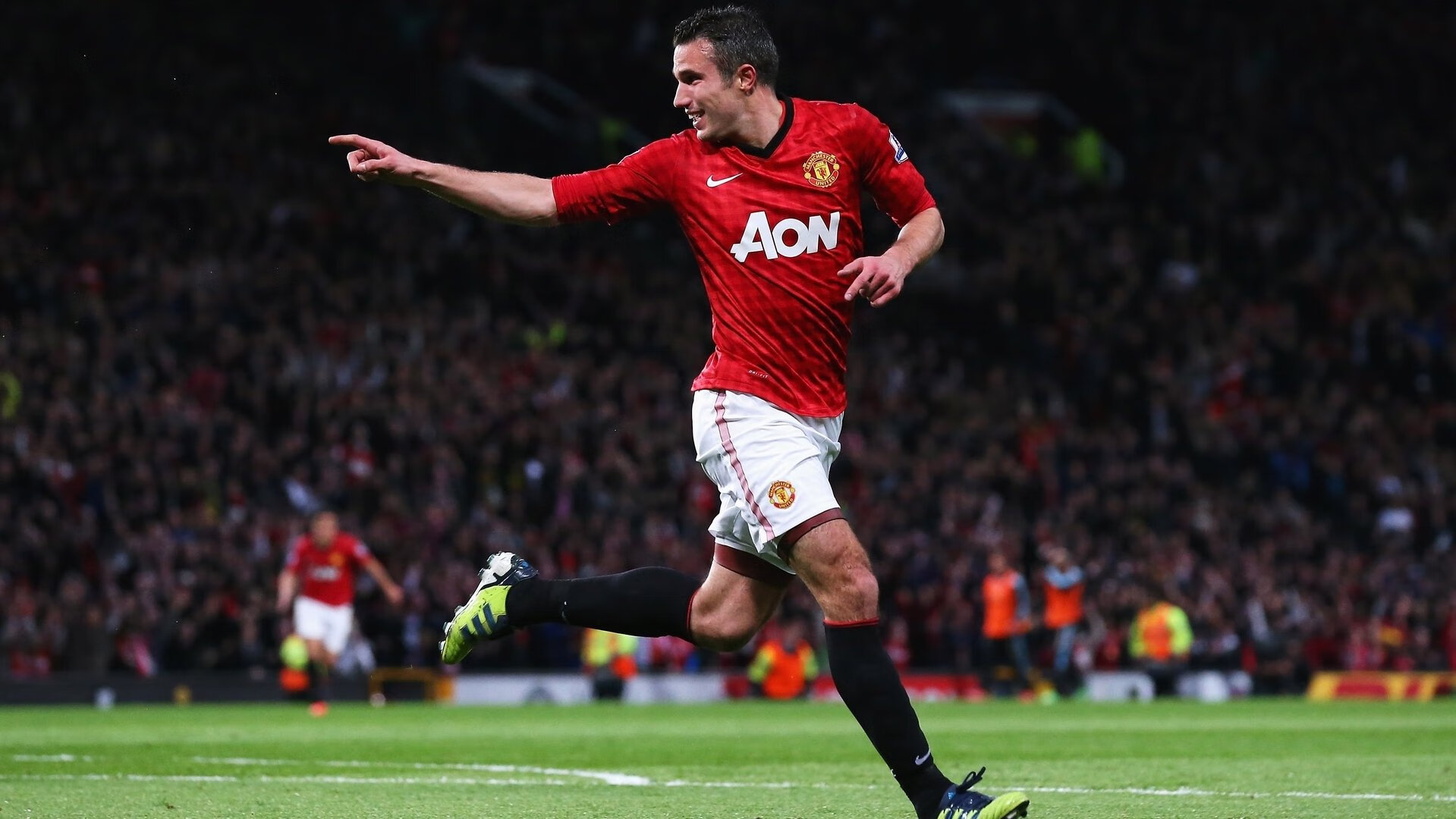 本泽马全场最佳无争议，那不勒斯一波流带走马赛，现代足球的战术博弈与胜负瞬间